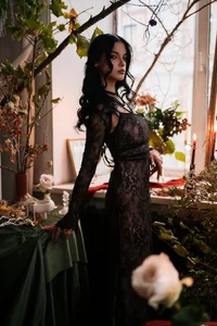 Resting Witch Face, Eternal Edition de BeverlyMost  photos