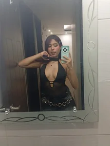 MiaPearl_ Public Pic 5