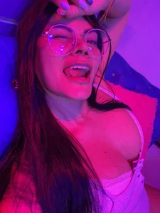 JennHornyMilf Public รูป  2