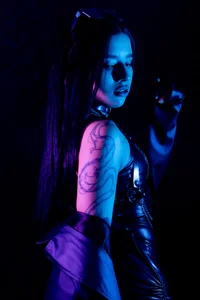 aliice_walker_ Colored lights Pic 6