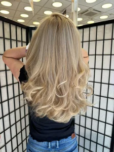 Angelina33 Curls Pic 4