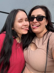AnnmarieLamon went for a walk to the store Pic 5