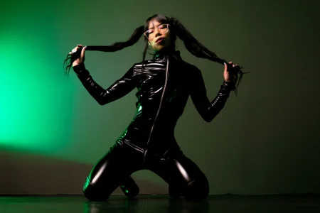 MilaDeRoux Catsuit Pic 3