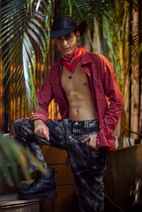 Dani_mc1 naughty cowboy Pic 2