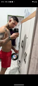 😶‍🌫️ de Alex_bigdick  Imagens