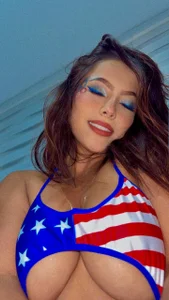 vanessa_saquirt 💖💙❤  3. fénykép