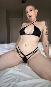 ItsKittybitch's photo