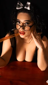 Emy_leon 😇 A+ Behavior! Kuva 2