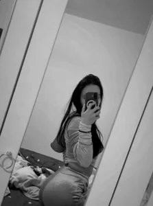 ScarletsFantasys XXX nøgenfoto 3