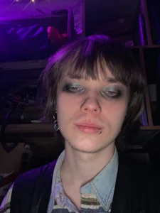 vika_stripc Public টি ছবি