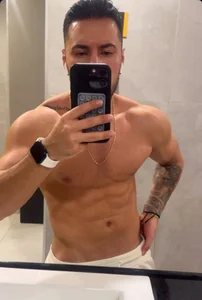 Thiago_Hill Moments 📷💪🏻 사진 3