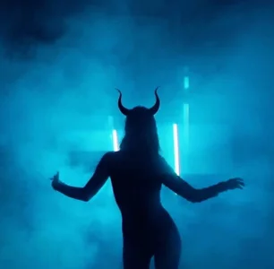 bastethott Devil Foto