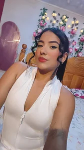 Coral0403 🥰 Pic 6
