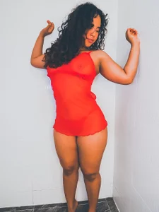 luciana_keating you love red 사진 8