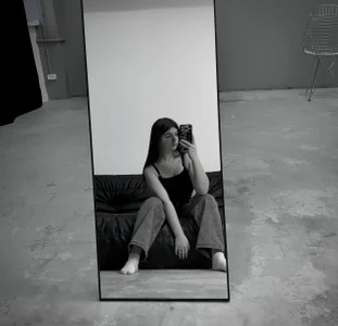 Margaret__Moon Public Εικόνα 5