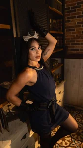 Elena_Kink Look at my muscles Pic