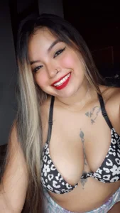 Emily_Lit A SEXY GIRL Pic