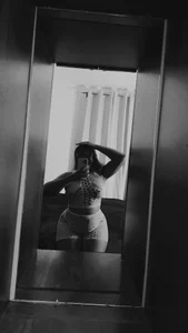 JJsbigbootywifyのGym baddieの 2枚の写 真