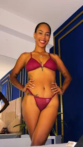 Becky_Ross Pasion red Foto 2