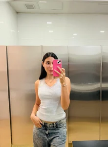 Atenea_Makri Casually Pic