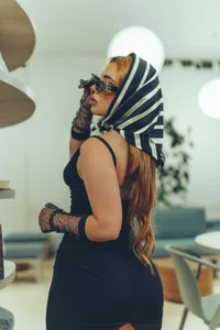 SamanthaKlein_ OUR DATE Bilde