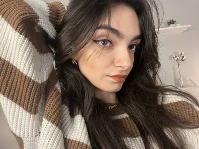 Morena_Dolce strict teacher Immagine  6