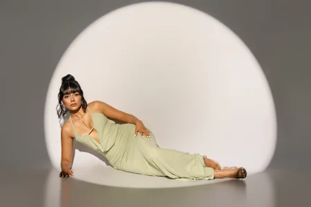 Qadeshoficial don't look back Pic 5