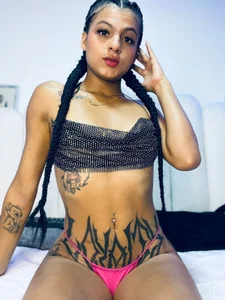 Megan_browns1 me Pic 4