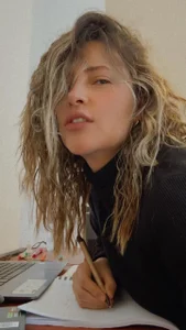 Public de Shiarami  5 Imagens