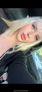 Bimbo fuckdoll