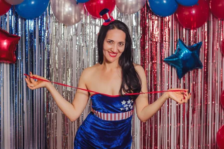 Mia_Mott Dysfute of your July 4 Hình 9