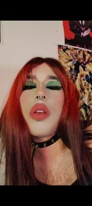 Lexxxxx_ Doll red Pic 2