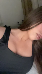 yourdreamgirlxxo Public Pic 3