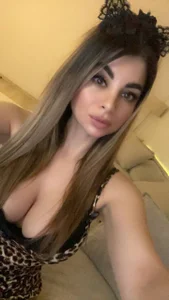 hi od Queenofyouredreams  5 snímek