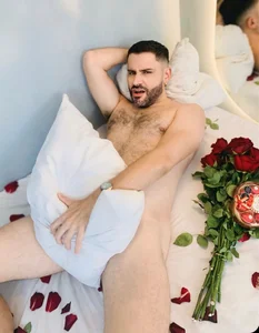 jonasbeards Valentine's Day 🧸♥🌹 Gambar 9