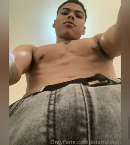 adam_piarse01 Adam photos Pic 2