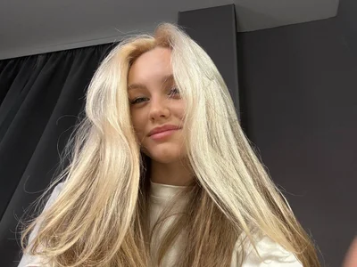 CherieSprinzl damn..  3. fénykép