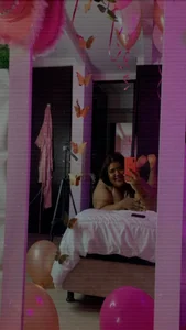 NaomiAsha Taking me photos for you Foto 7