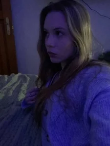 EllyMartinez purrr Bilde