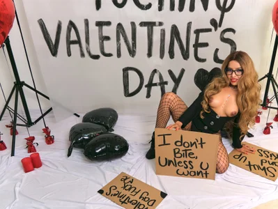 MadelaineJones Valentine's day💕 Poză