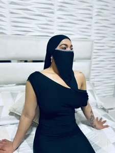 Public od Tahira_bakir  2 snímek