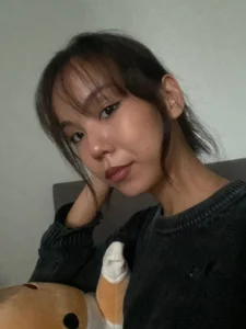 FreedaKulow meoow👄🐾  2টি ছবি