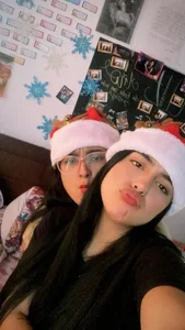 PamelaFtMia NAVIDAD Pic 5