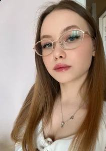 FloraLarsson Public Hình 3