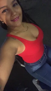 lilithmoon5 How does the red look on me?🔥😈 Poză 5