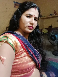 ANUGIRL203 Public Pic 7