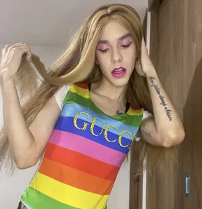 Daniela ❤️ de danielagh29  3 photos