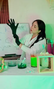 _Victoria_Collins: Pleasure experiments ( 2 фото)