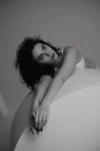 UnaMedison some sexy tease Pic 4