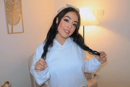 kim_thompson_1 Like a angel Pic 3